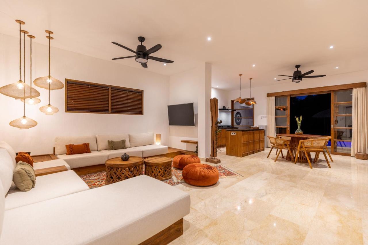Luxury In Center W/ Natural Pool La Bohemia